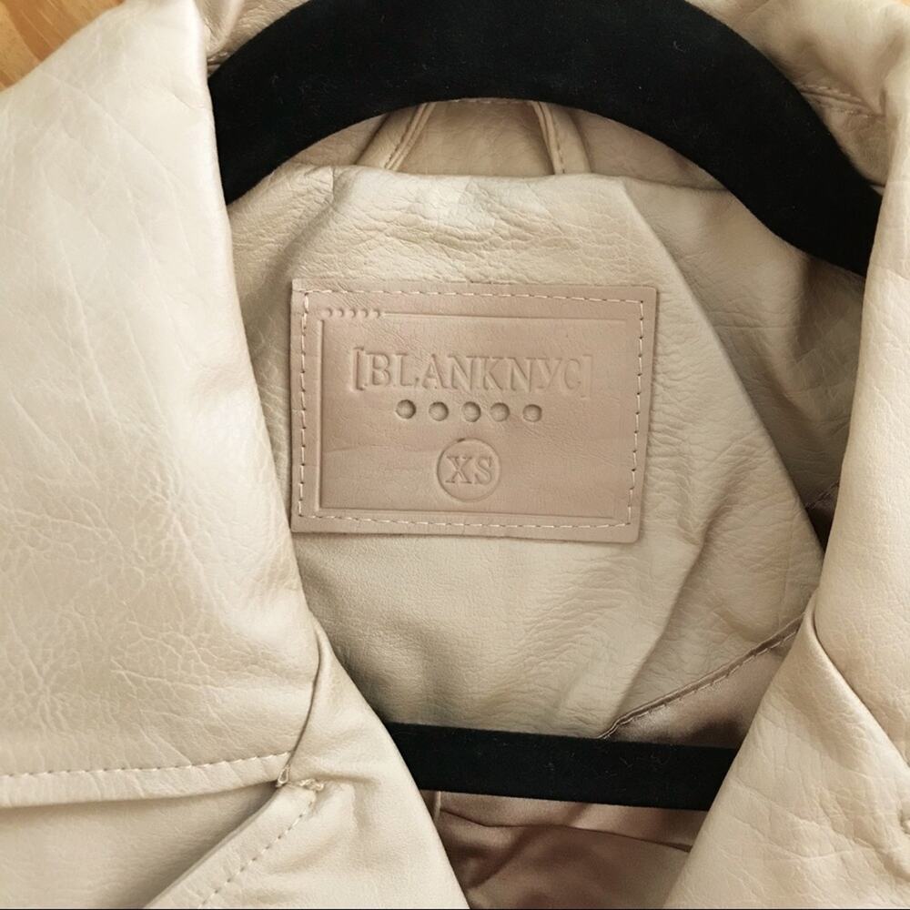 Blank NYC Floral Embroidered Moto Jacket Tan Beige Small - Picture 6 of 10